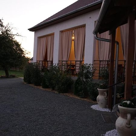 Casa Miriam Apartment Paulis Luaran gambar