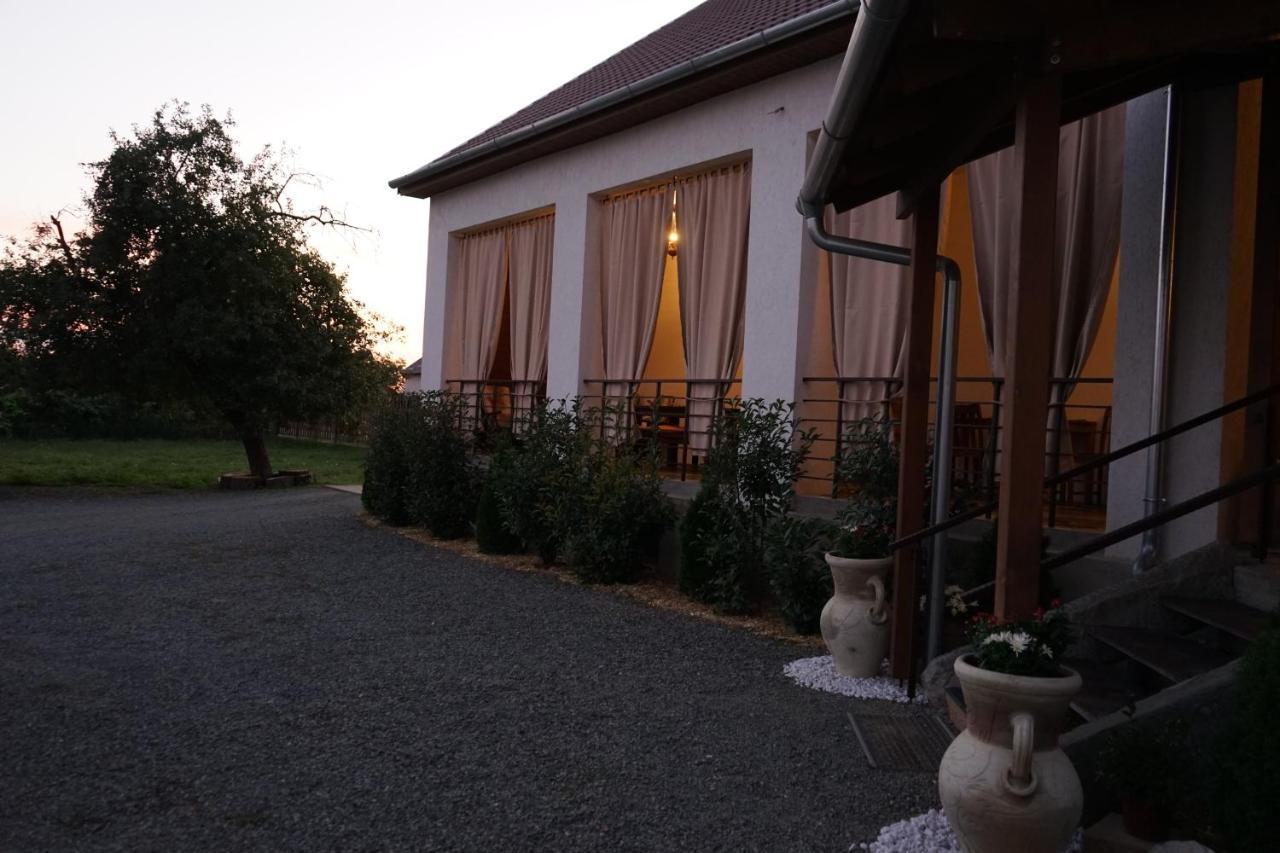Casa Miriam Apartment Paulis Luaran gambar